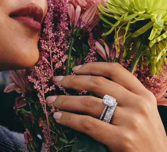 The Beauty of Detail: How Buvea Jewels Redefines Modern Elegance